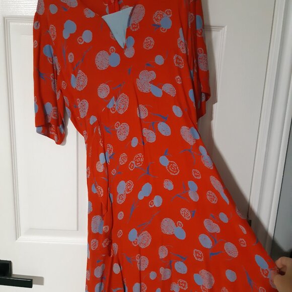 H&M Dress - Picture 1 of 4